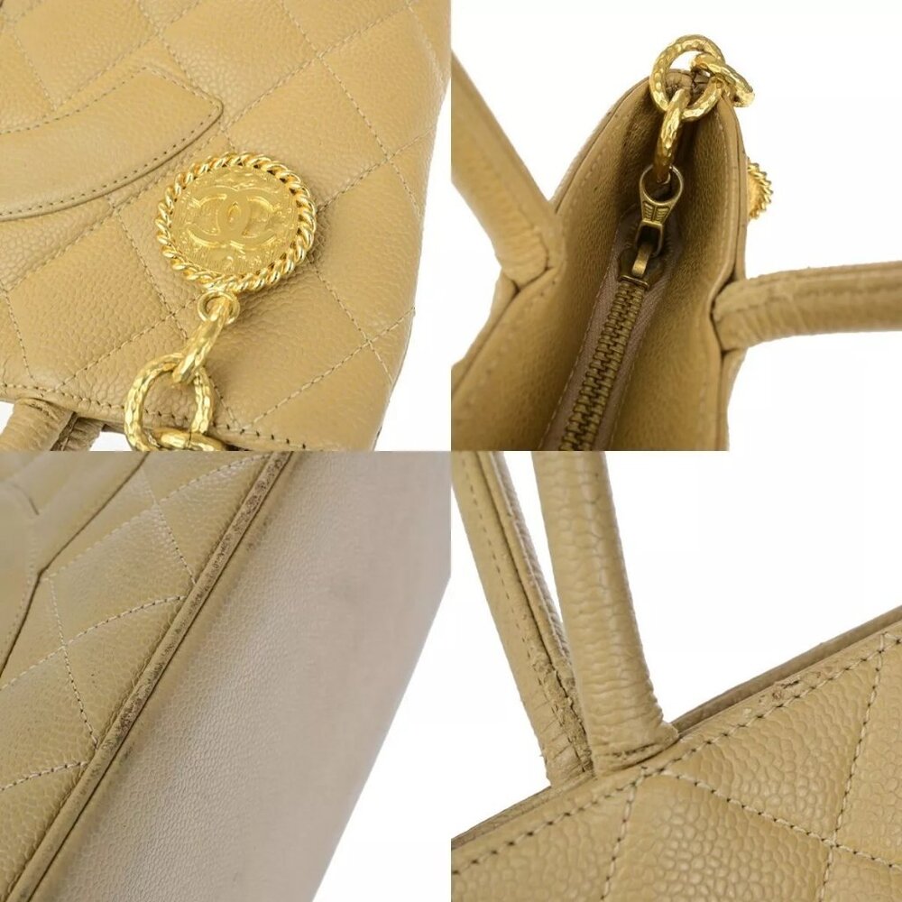 CHANEL CC Medallion Matelasse Shoulder Bag Grained Calfskin Leather authentic - Picture 9 of 16